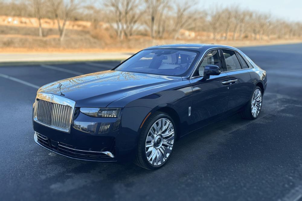new 2025 Rolls-Royce Ghost car, priced at $390,650