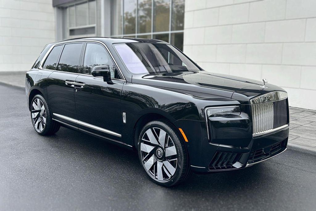 new 2025 Rolls-Royce Cullinan car, priced at $462,850