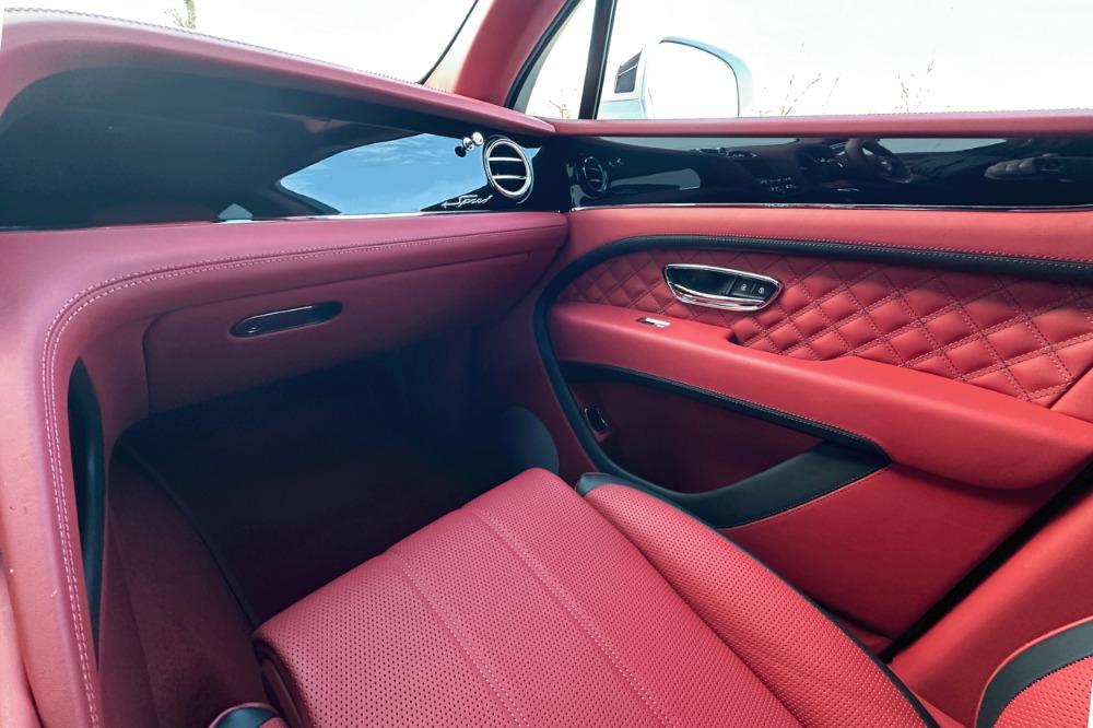 used 2022 Bentley Bentayga car