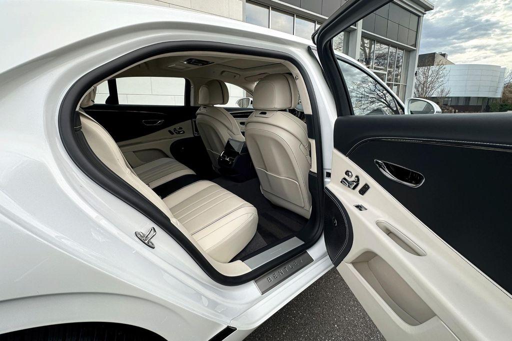 new 2026 Bentley Flying Spur car, priced at $288,470