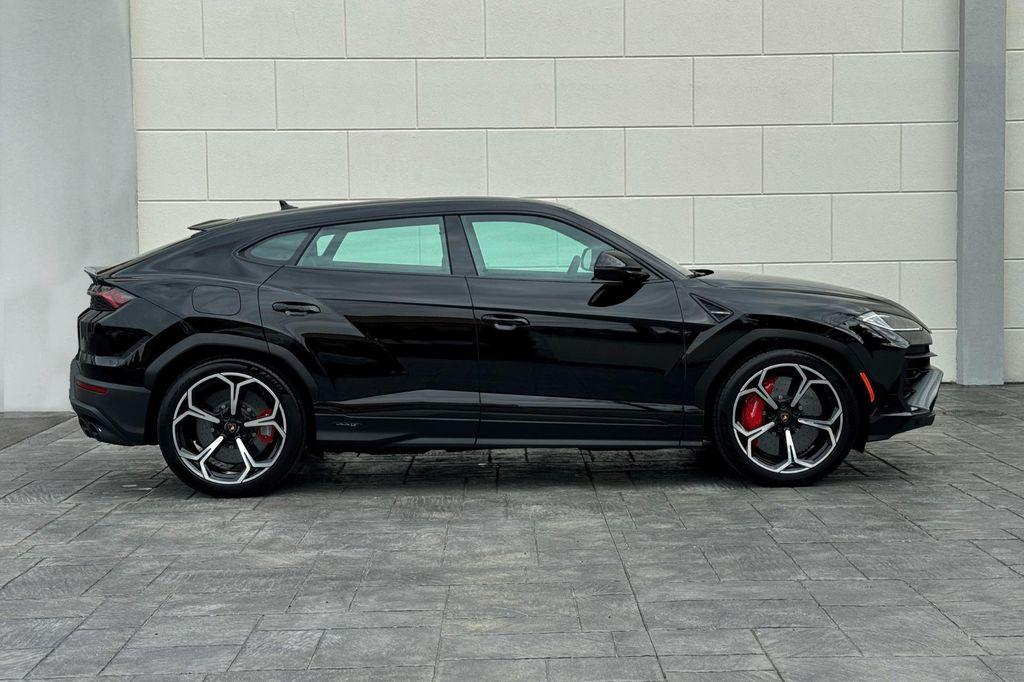 used 2025 Lamborghini Urus car, priced at $297,756