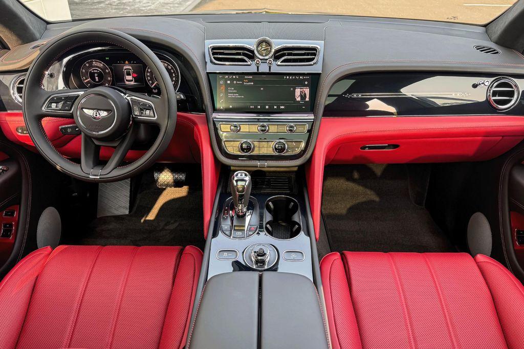 new 2025 Bentley Bentayga car, priced at $225,930