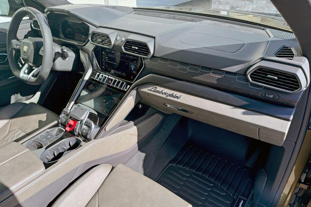 used 2024 Lamborghini Urus car, priced at $279,900