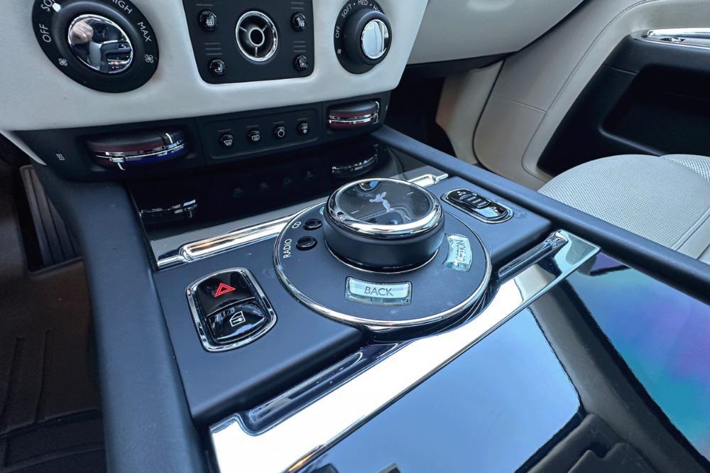 used 2016 Rolls-Royce Ghost car