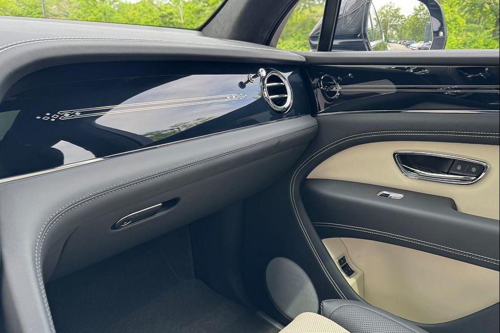 new 2025 Bentley Bentayga car, priced at $208,140