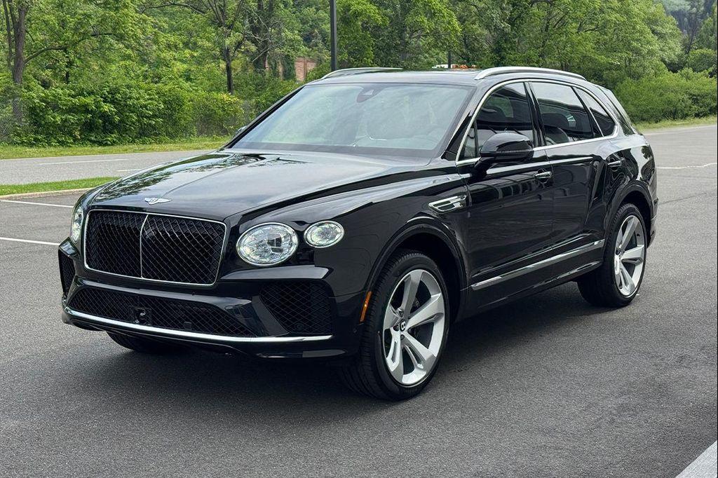 new 2025 Bentley Bentayga car, priced at $208,140
