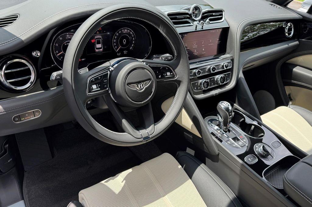 new 2025 Bentley Bentayga car, priced at $213,120
