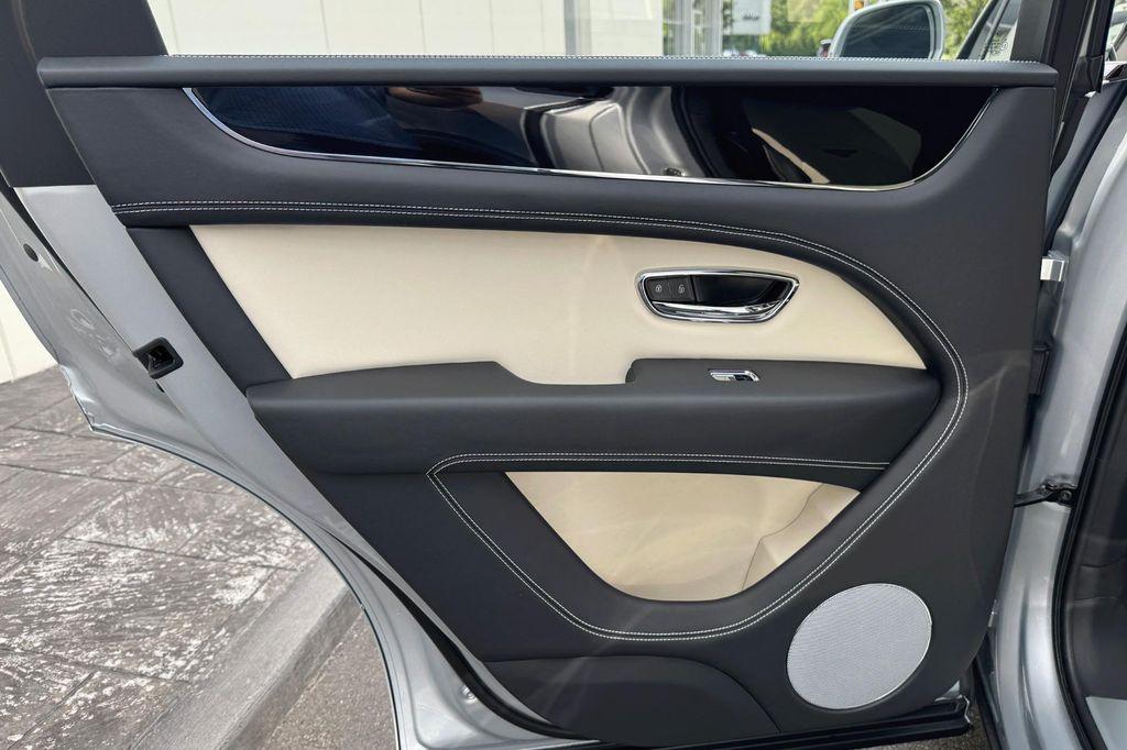 new 2025 Bentley Bentayga car, priced at $213,120
