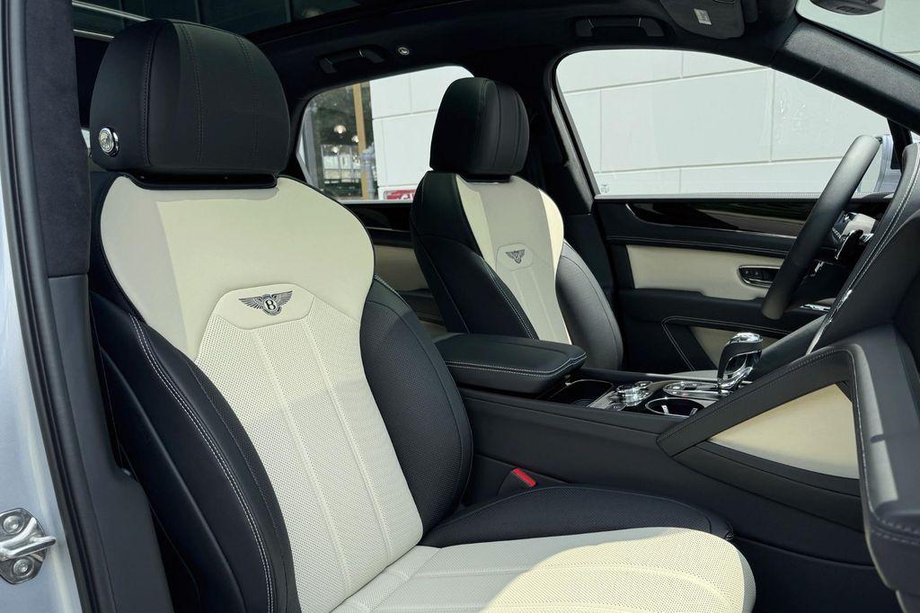 new 2025 Bentley Bentayga car, priced at $213,120