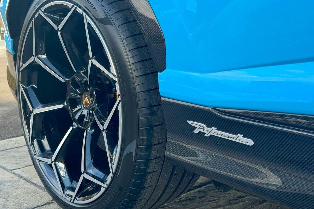 used 2024 Lamborghini Urus car, priced at $329,900