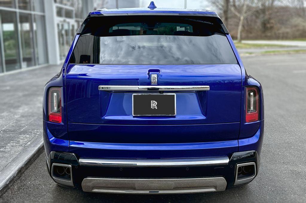 new 2026 Rolls-Royce Cullinan car, priced at $489,550