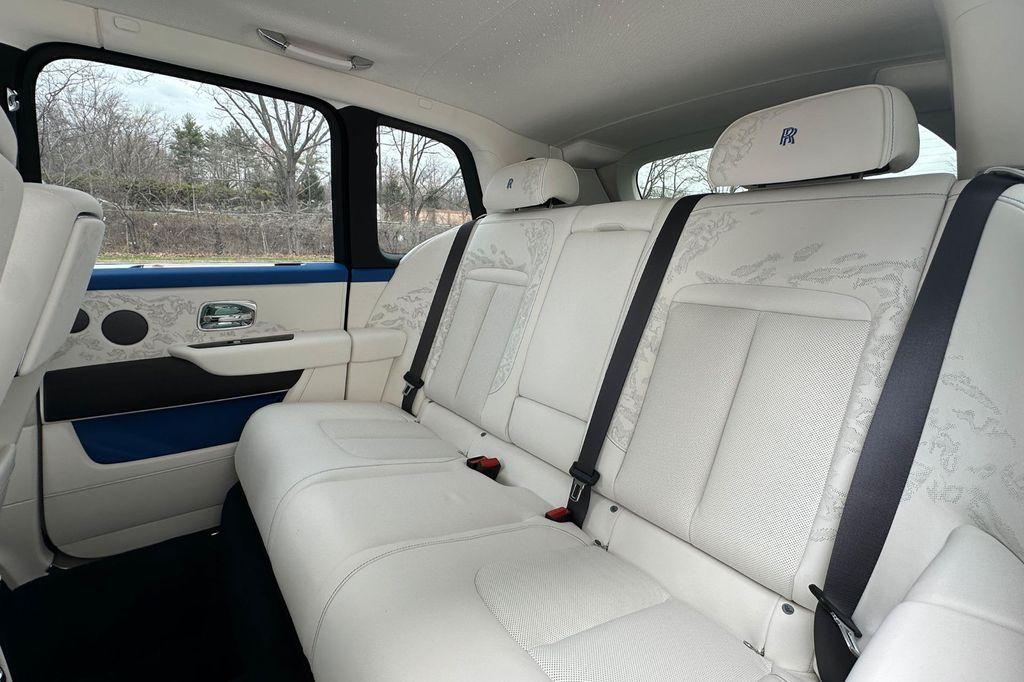 new 2026 Rolls-Royce Cullinan car, priced at $489,550