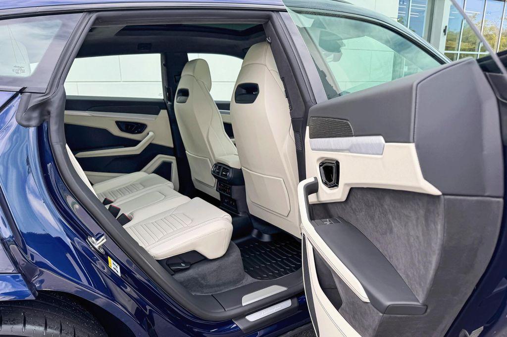 used 2025 Lamborghini Urus car, priced at $301,980