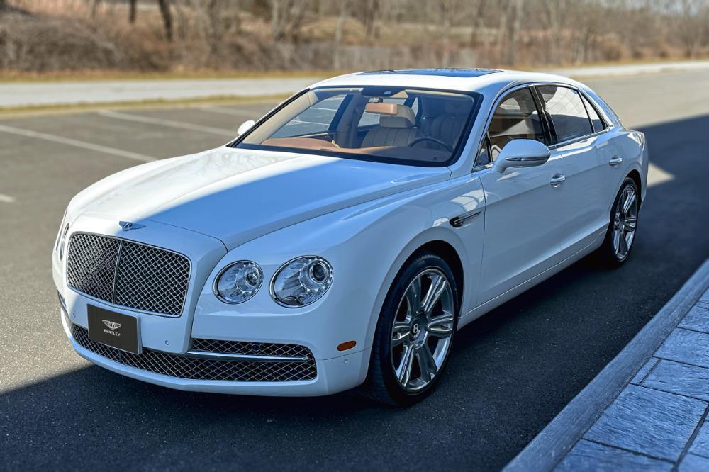 used 2014 Bentley Flying Spur car, priced at $64,900