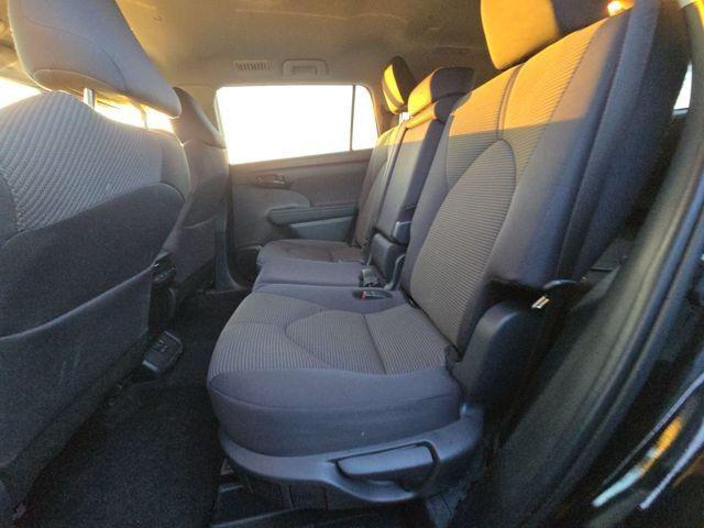 used 2024 Toyota Highlander car, priced at $34,990