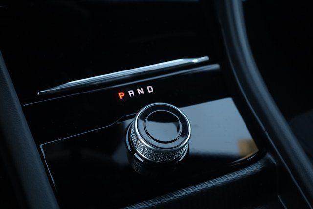 new 2025 Jeep Grand Cherokee car, priced at $40,027