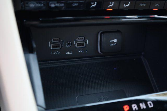 new 2025 Jeep Grand Cherokee L car, priced at $45,401