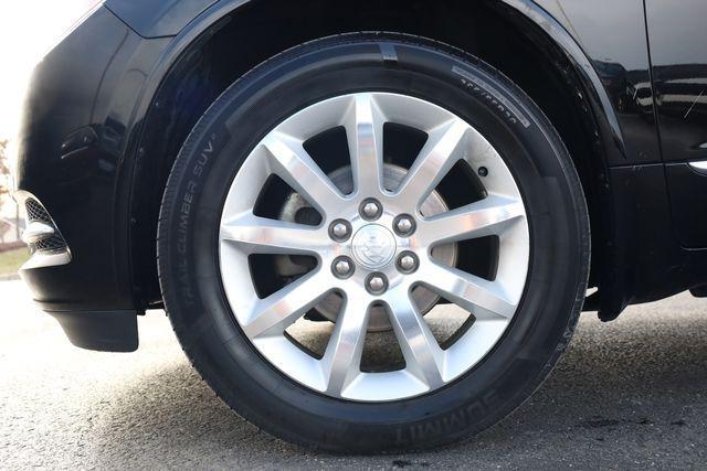 used 2016 Buick Enclave car, priced at $10,000