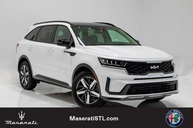 used 2023 Kia Sorento car, priced at $27,390