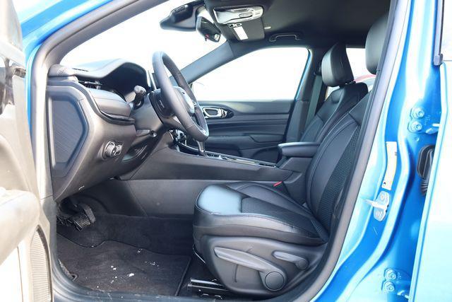 new 2026 Jeep Compass car, priced at $30,013