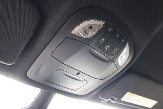 new 2025 Chrysler Voyager car