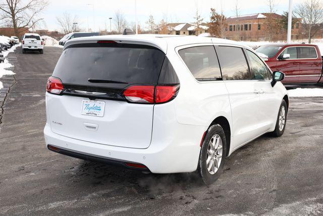 new 2025 Chrysler Voyager car