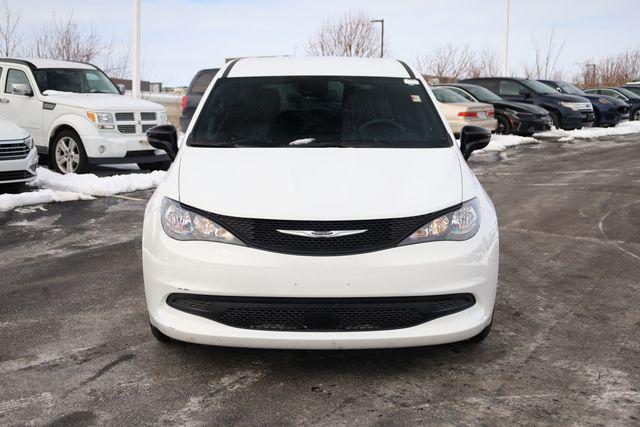 new 2025 Chrysler Voyager car