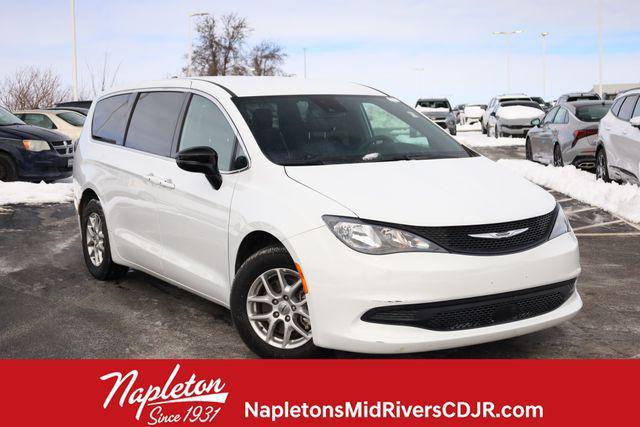 new 2025 Chrysler Voyager car