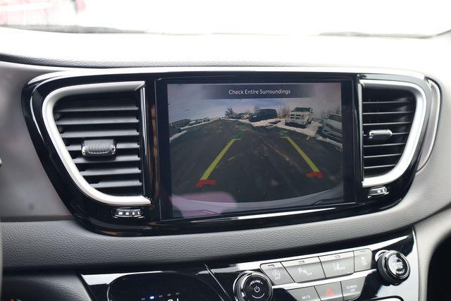 new 2025 Chrysler Voyager car