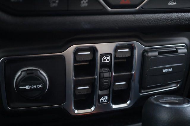 new 2026 Jeep Gladiator car, priced at $48,227