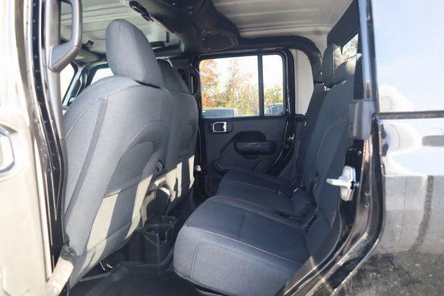 new 2026 Jeep Gladiator car, priced at $48,227