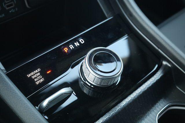 new 2025 Jeep Grand Cherokee car, priced at $47,907