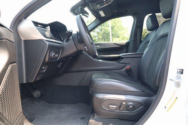 new 2025 Jeep Grand Cherokee car, priced at $39,480