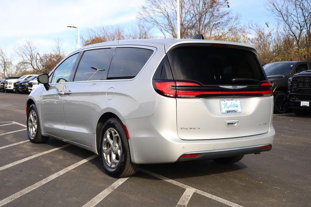 used 2024 Chrysler Pacifica car, priced at $32,200