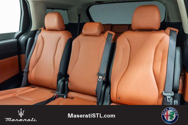 used 2024 Kia Carnival car, priced at $35,700