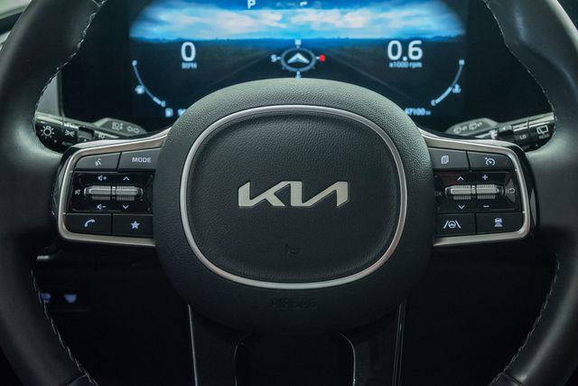 used 2024 Kia Carnival car, priced at $35,700