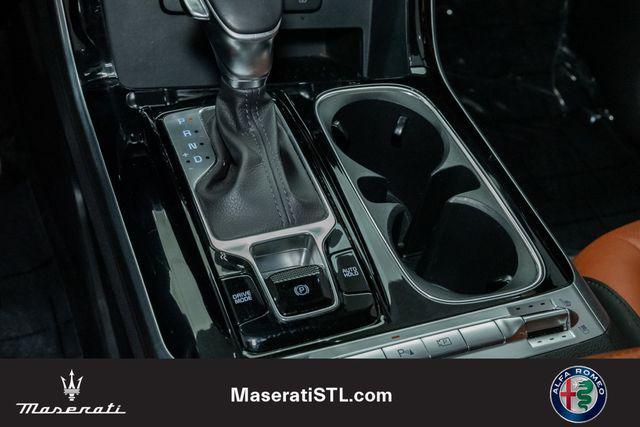used 2024 Kia Carnival car, priced at $35,700