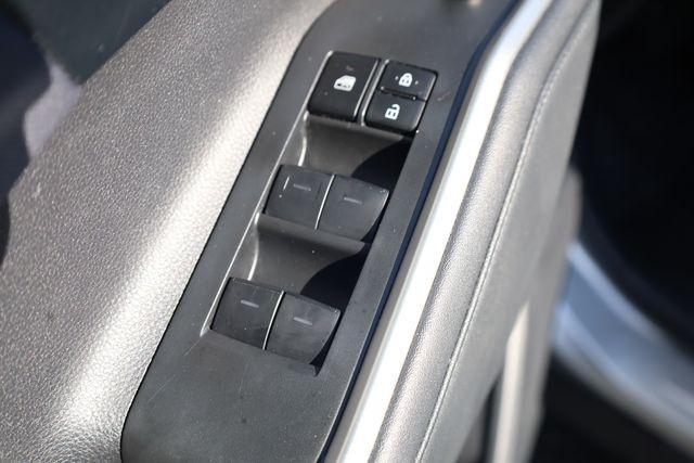 used 2024 Toyota Highlander car, priced at $32,480