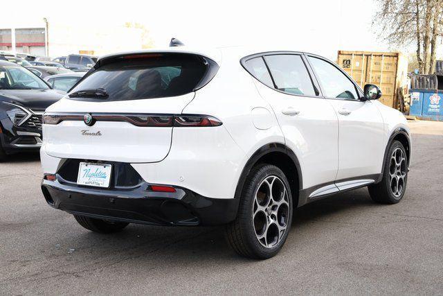 new 2025 Alfa Romeo Tonale car, priced at $30,617