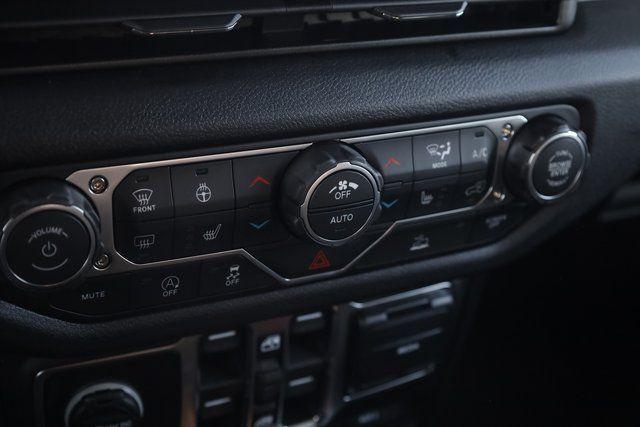 new 2026 Jeep Gladiator car, priced at $48,444