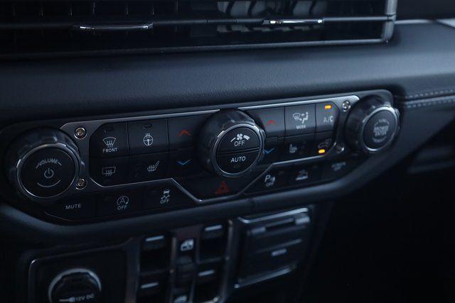 new 2025 Jeep Wrangler car, priced at $46,343