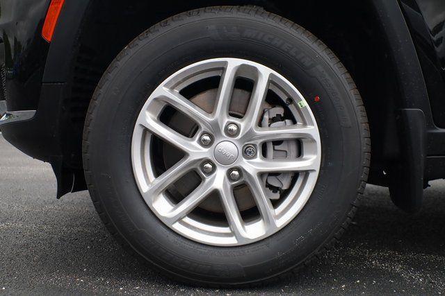 new 2025 Jeep Grand Cherokee L car, priced at $35,637