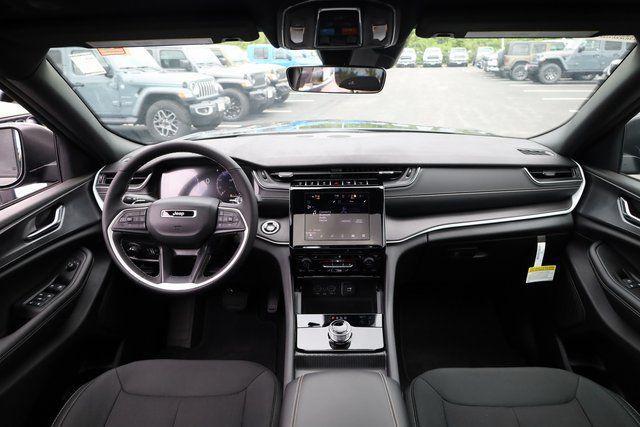 new 2025 Jeep Grand Cherokee L car, priced at $35,637