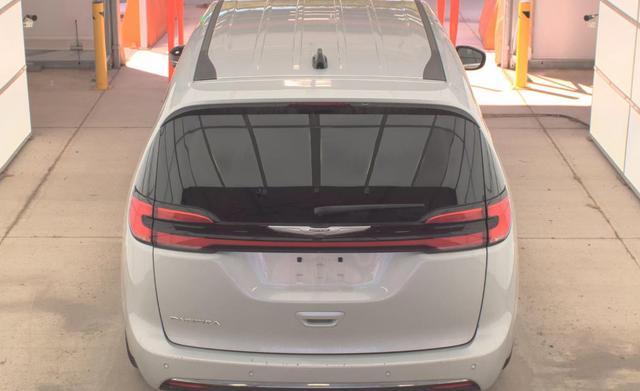 used 2024 Chrysler Pacifica car, priced at $28,943