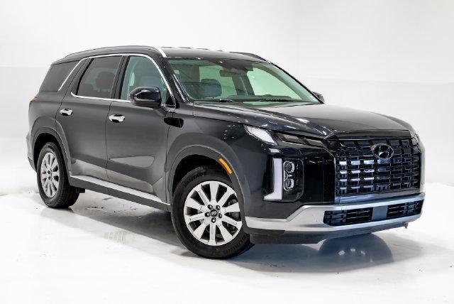 used 2025 Hyundai Palisade car, priced at $28,382
