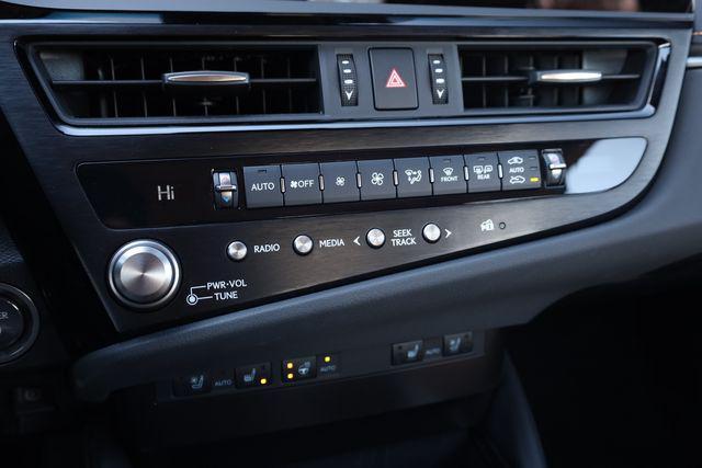 used 2024 Lexus ES 300h car, priced at $40,000