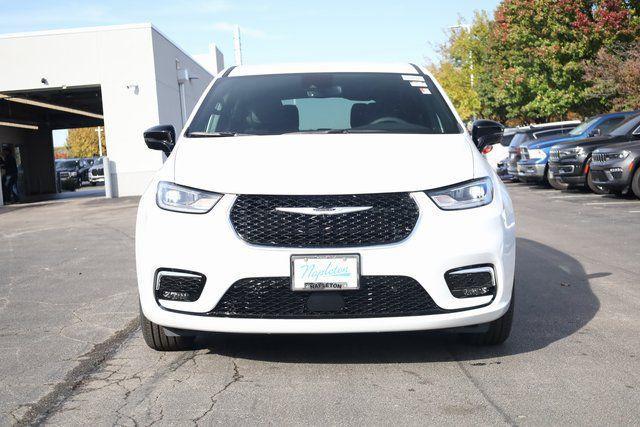 new 2026 Chrysler Pacifica car, priced at $43,158