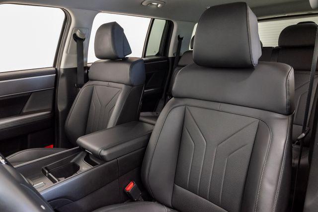 used 2024 Hyundai Santa Fe car, priced at $27,714