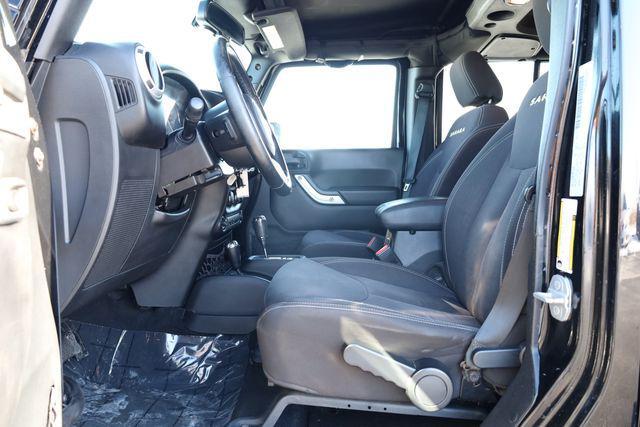 used 2015 Jeep Wrangler Unlimited car, priced at $18,425