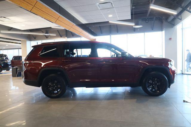 new 2025 Jeep Grand Cherokee L car, priced at $42,522